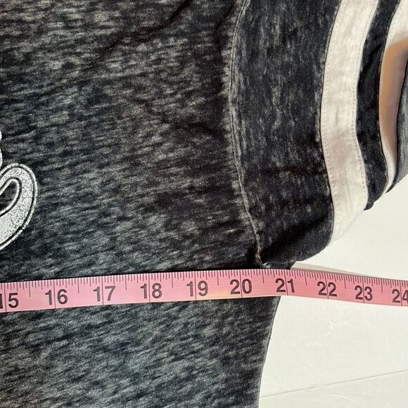 Modern Lux Graphic Tee - Picture 9 of 15